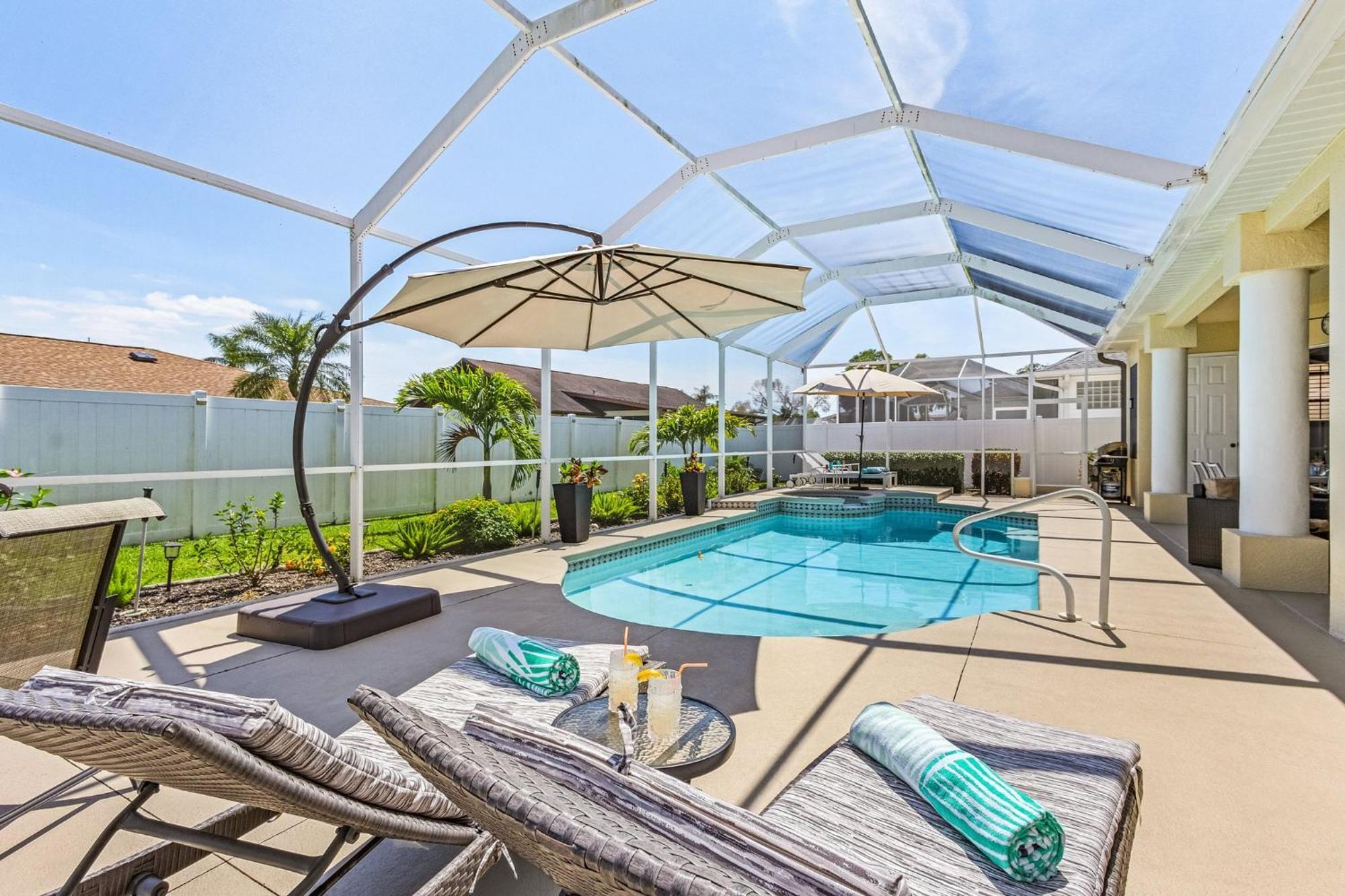 Villa-Haze, Lots Of Privacy, Solar & Electric Heated Pool And Spa Κέιπ Κόραλ Εξωτερικό φωτογραφία